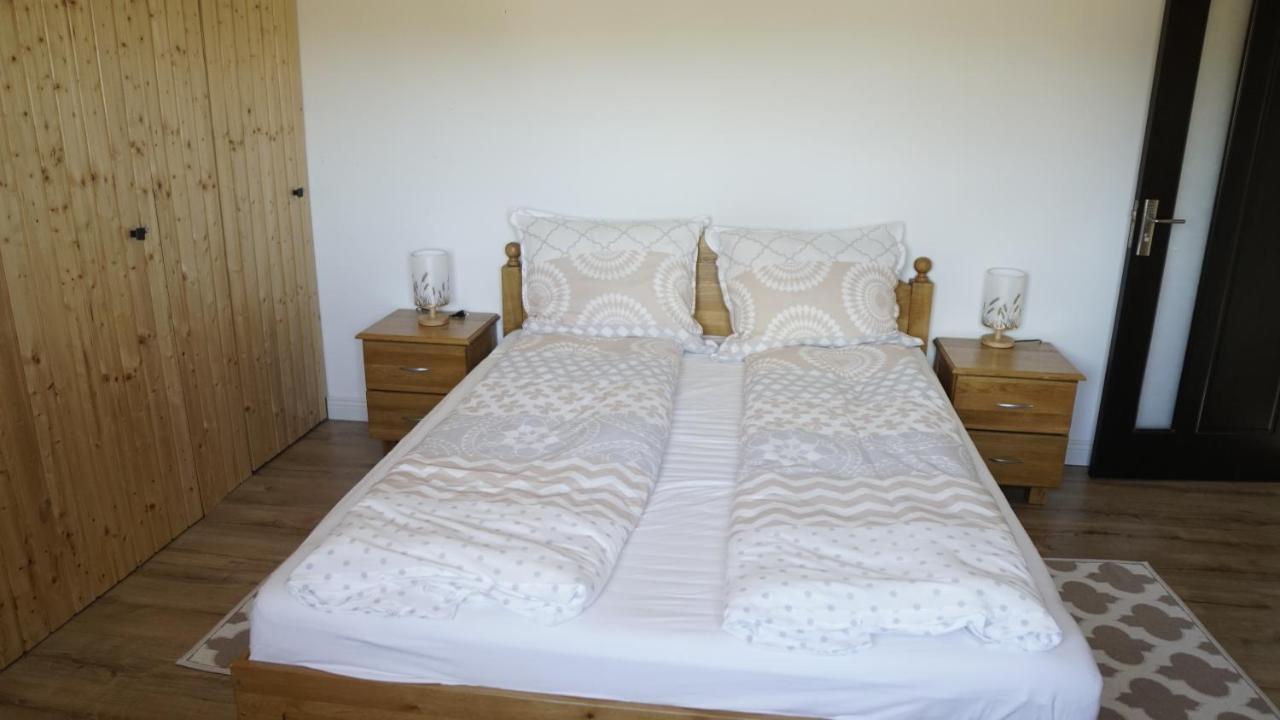 Casa Cu Fantana Villa Borlesti Ngoại thất bức ảnh